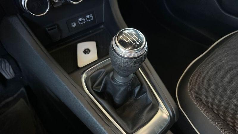 Renault Captur 1.0 TCe GPL Techno Fast Track