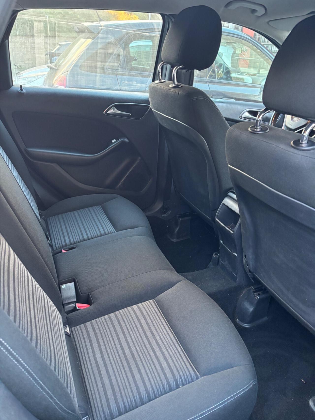 Mercedes B 180 benzina 1.6 122 Cv Executive euro 6