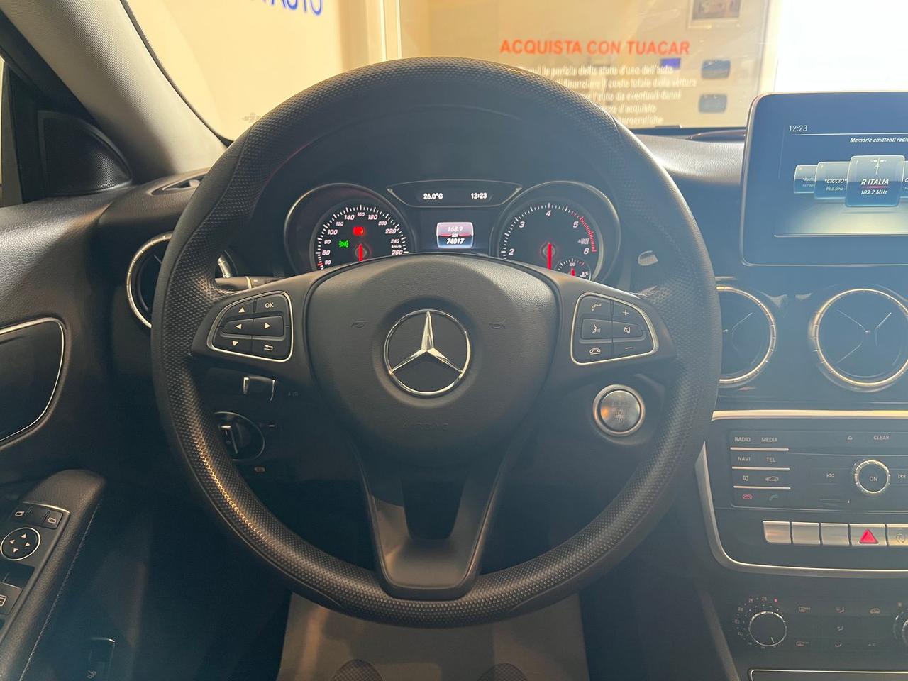 Mercedes-Benz CLA 180 Business #50338