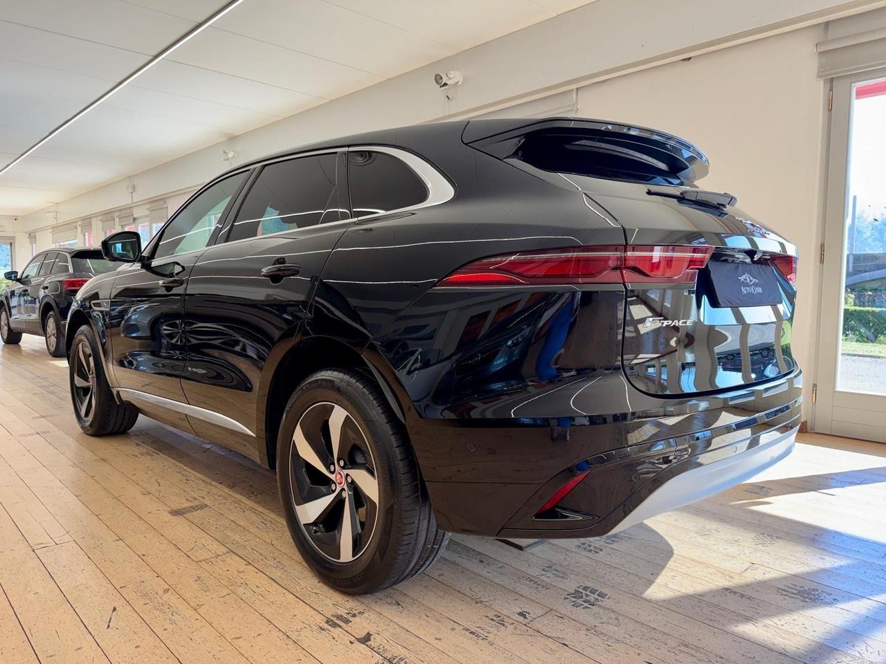 Jaguar F-Pace 2.0 D 204 CV AWD aut. R-Dynamic S