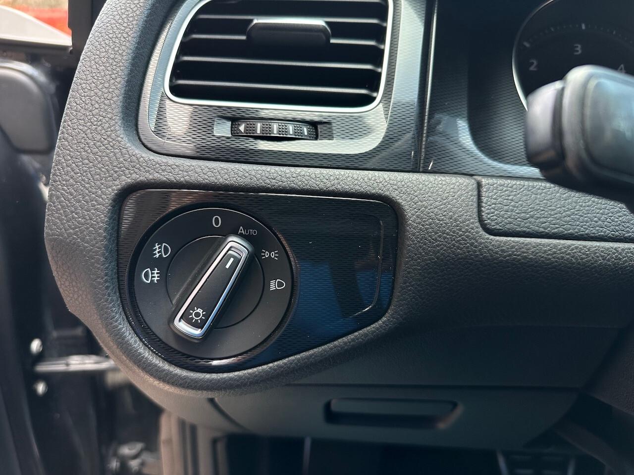 Volkswagen Golf GTD 2.0 TDI DSG 185cv