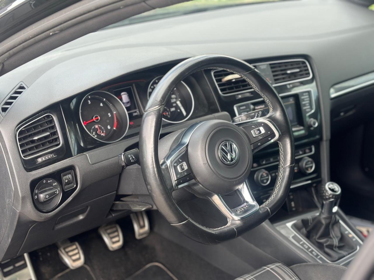 Volkswagen Golf GTD 2.0 TDI 5p. BlueMotion Technology
