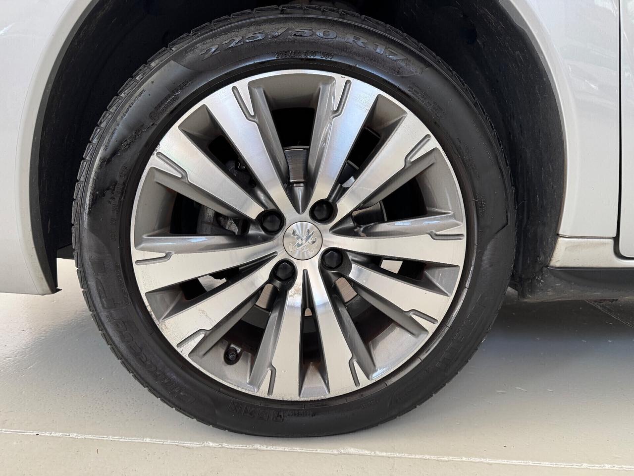 Peugeot 3008 BlueHDi 120 S&S Allure