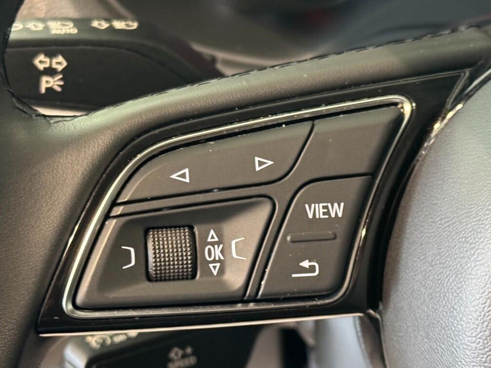 Audi Q2 35 1.5 tfsi Advanced s-tronic Led App conn Cam Pano 17"