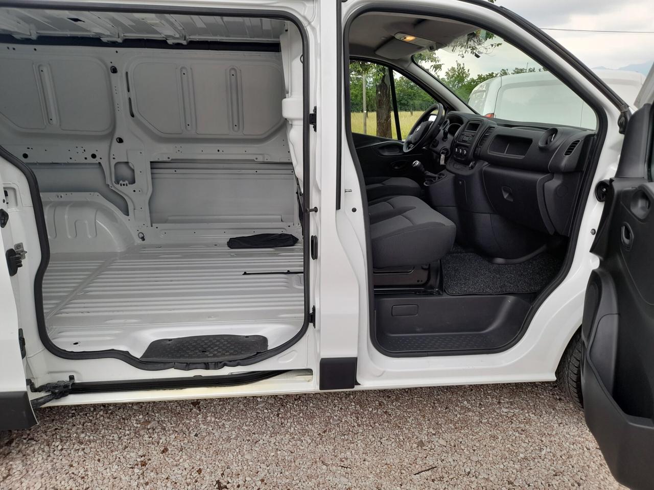 Renault Trafic T27 2.0 dCi 120CV PC-TN Furgone Ice