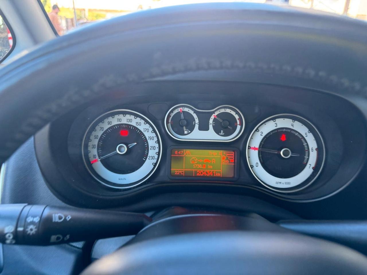 Fiat 500L 0.9 TwinAir Turbo Natural Power Lounge