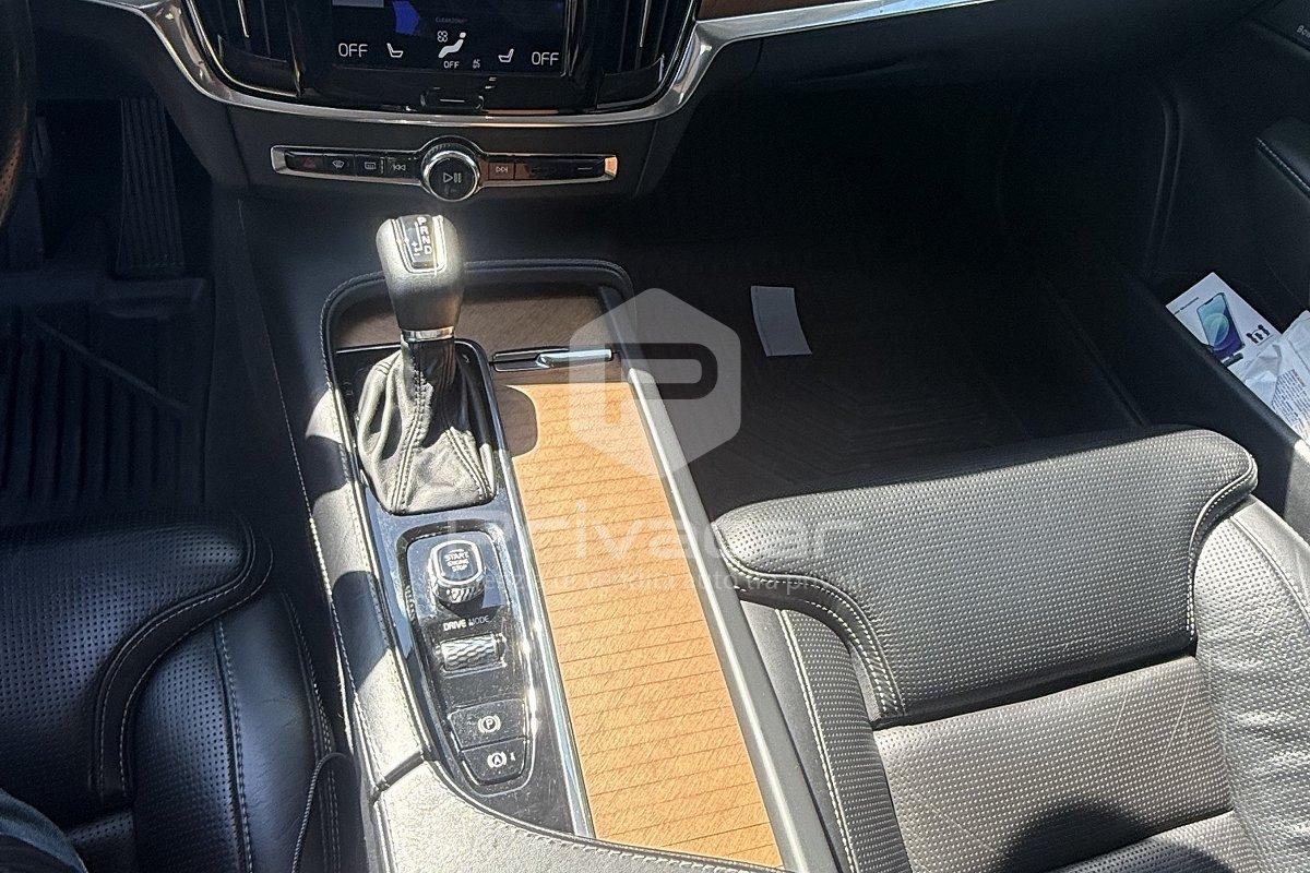 VOLVO V90 D4 Inscription
