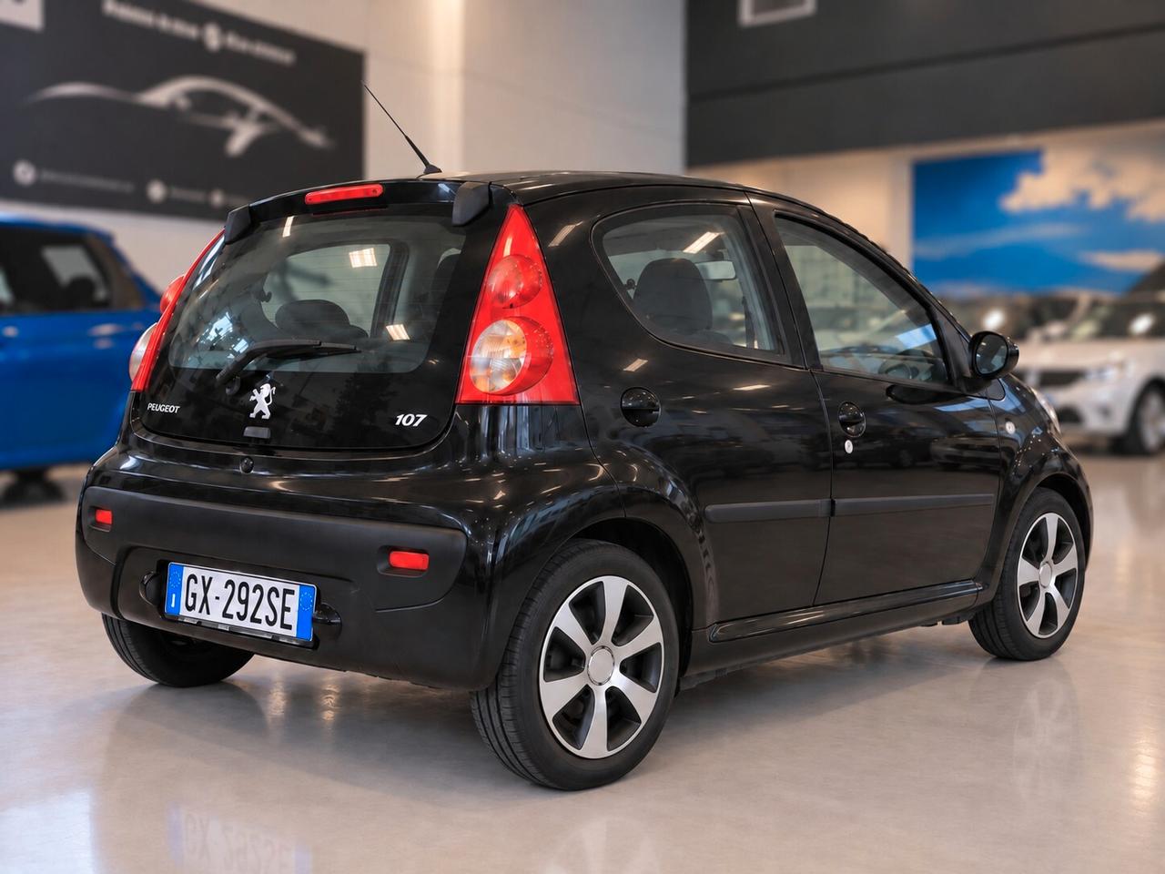 Peugeot 107 1.0 68CV 5p. Plaisir