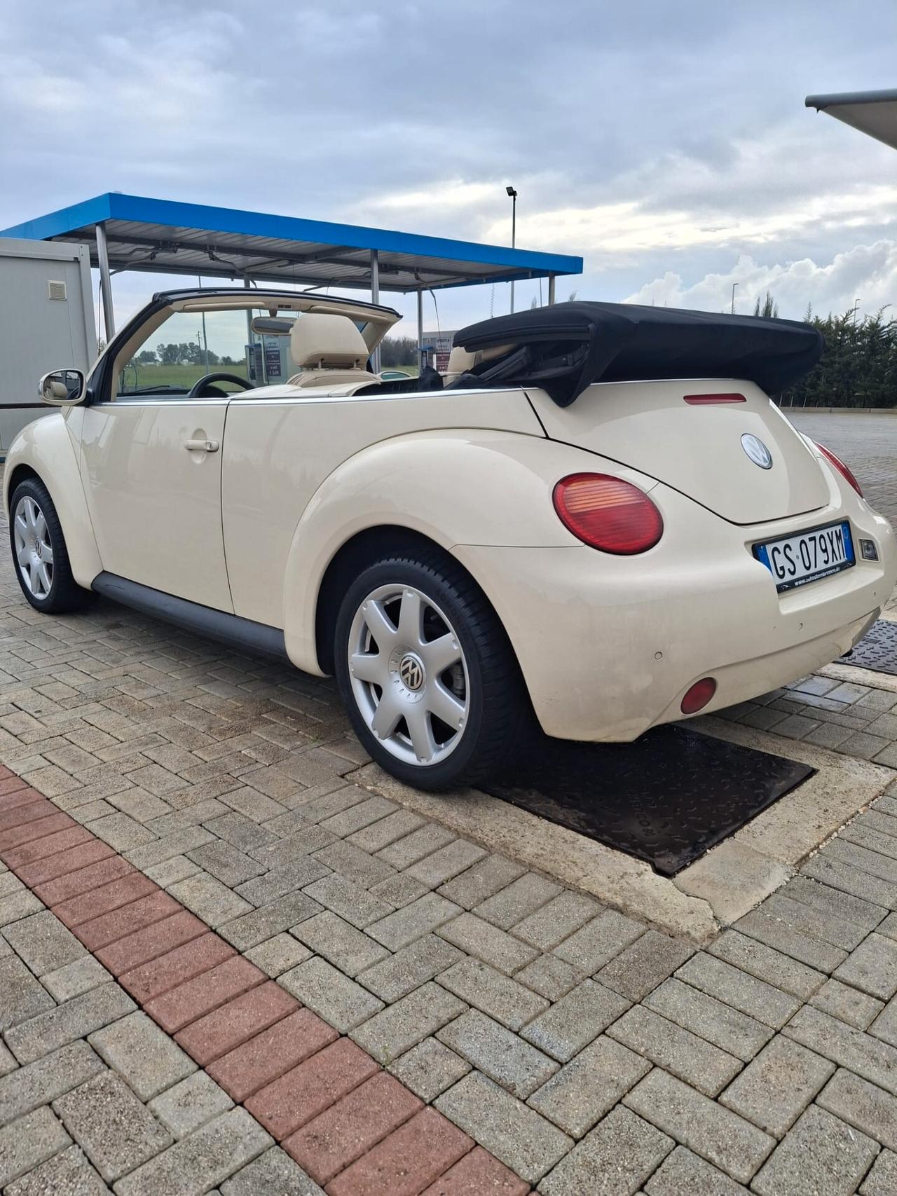 Volkswagen Maggiolino New Beetle 1.9 TDI Cabrio