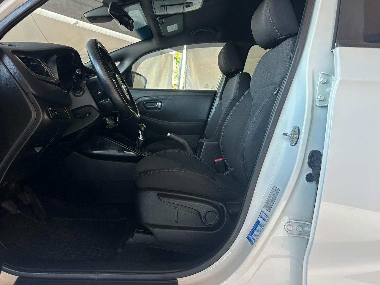 Kia Carens 1.7 CRDi 115 CV Business Class 7 posti
