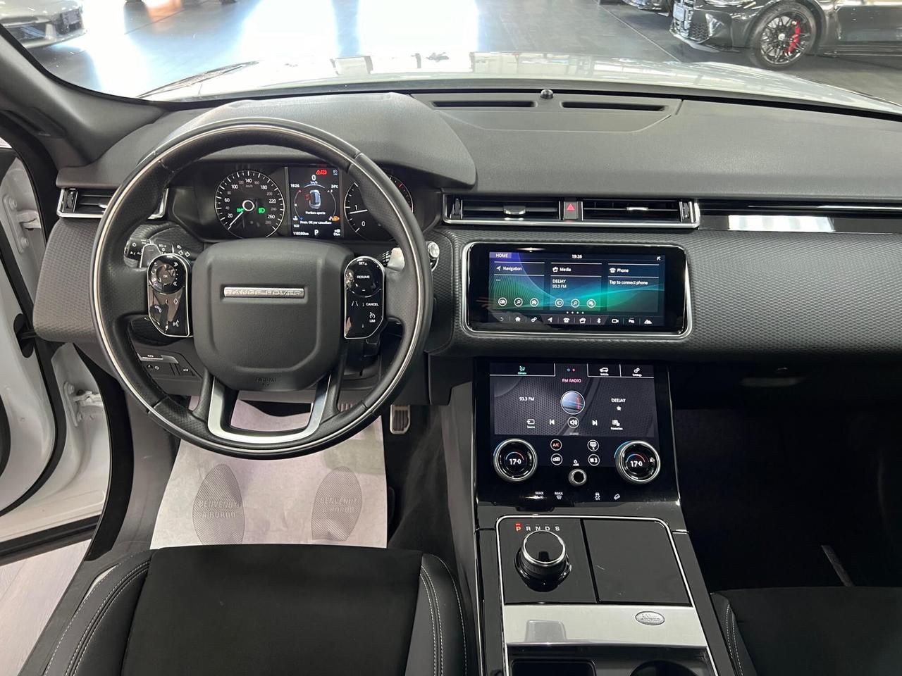 Land Rover Range Rover Velar 2.0 i4 R-Dynamic HSE