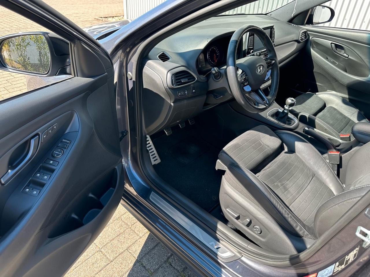 Hyundai i30 N PERFOMANCE TETTO PANORAMICO APRIBILE SENS PARK DOPPI 19" CRUISE CONTROL SED. ELETTTRICI IN ARRIVO