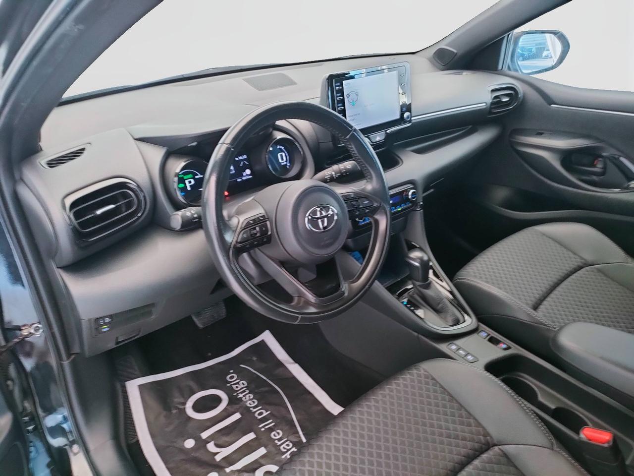 TOYOTA Yaris IV 2020 - Yaris 1.5h Lounge