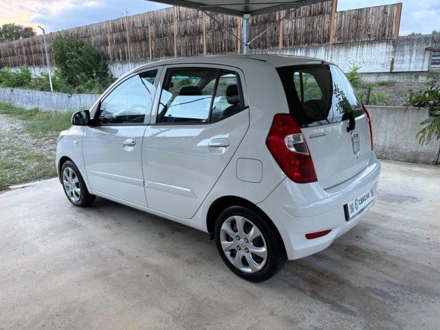 HYUNDAI i10 1.1 12V EURO 5 BENZ OK NEOP POCHISSIMI CHILOMETRI