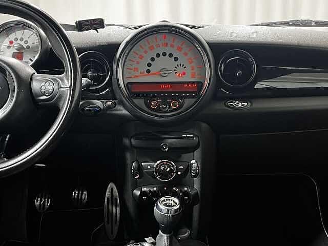 MINI Mini Mini 1.6 16V Cooper D Cabrio