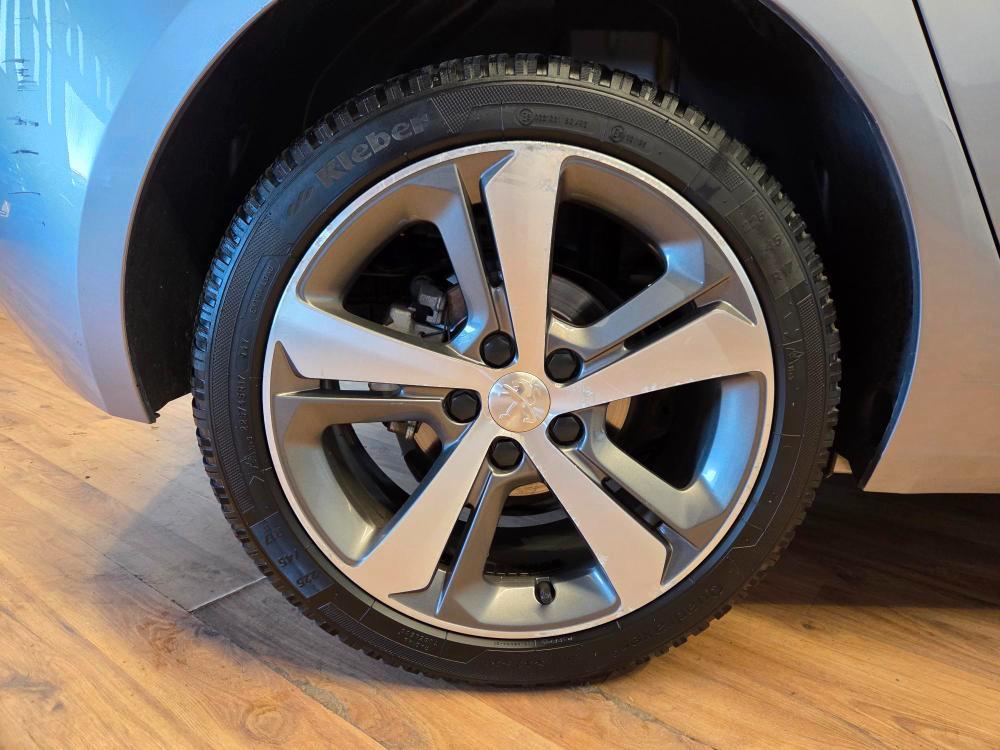 Peugeot 308 5 Porte 308 5p 1.6 bluehdi Active s&s 100cv