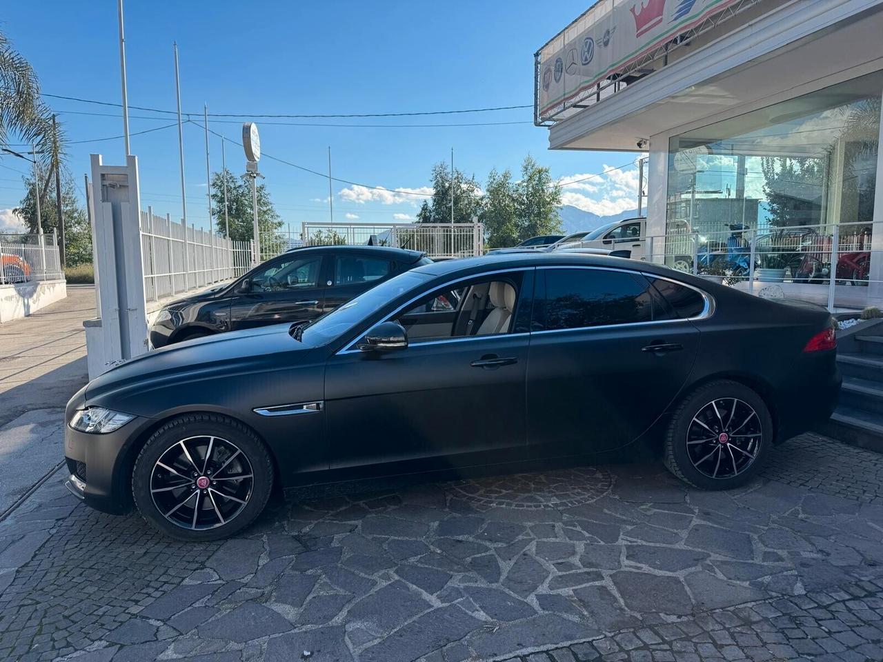 Jaguar XF 3.0 D V6 300 CV cambio automatico Prestige