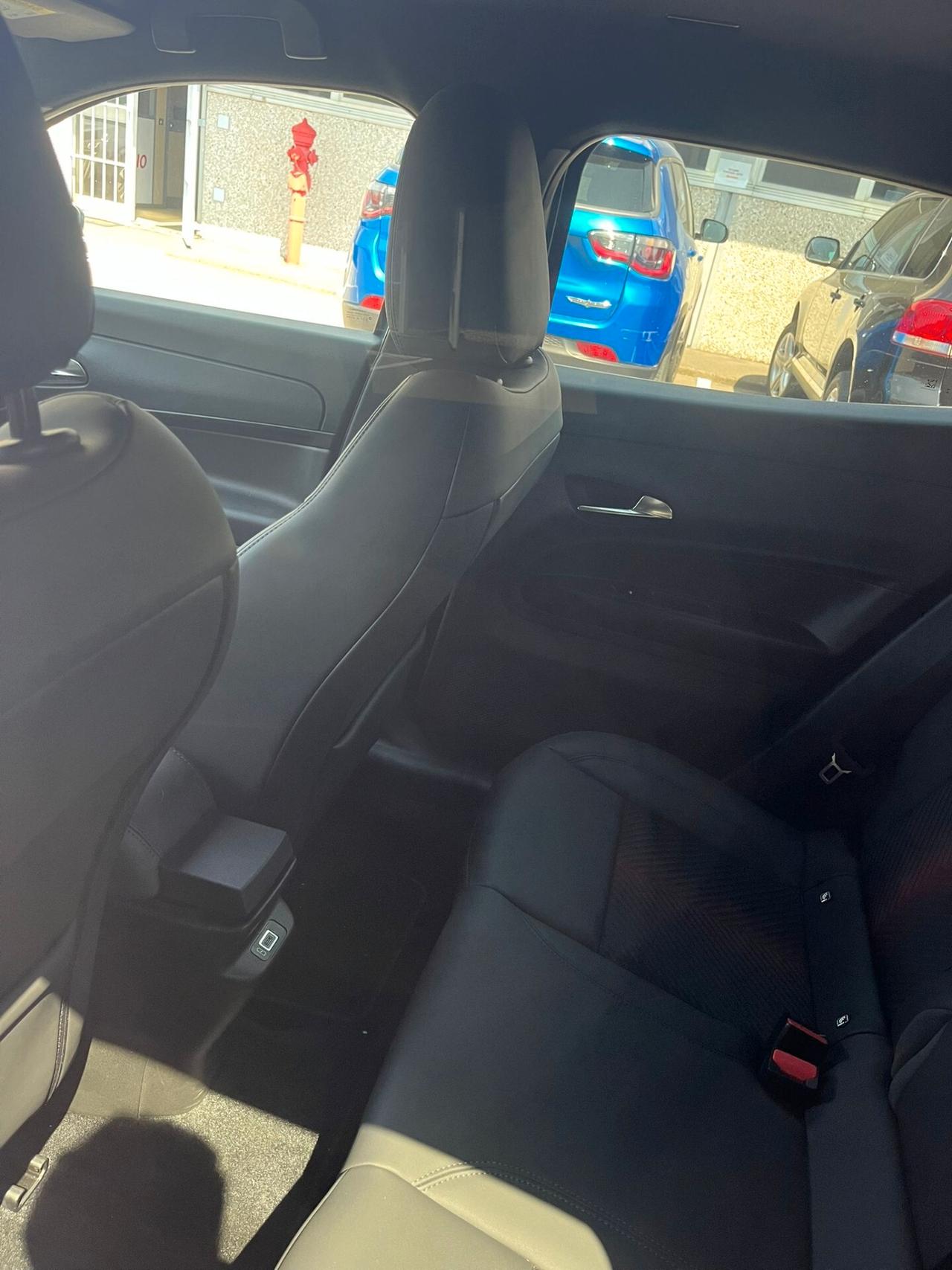 Alfa Romeo Junior 156 CV BEV Ti
