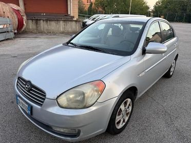 HYUNDAI Accent 1.4 4p. Active senza nessun lavoro da fare