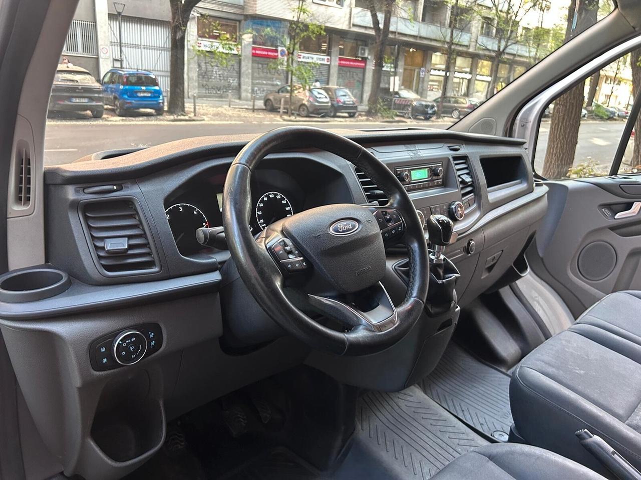 Ford transit custom 280 trend L1H1 12 MESI DI GARANZIA PREZZO+ IVA