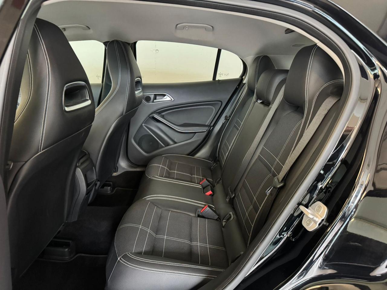 Mercedes-benz GLA 220 d Automatic 4Matic Urban