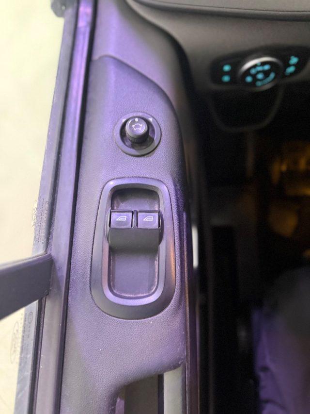 FORD Transit Custom 280 2.0 EcoBlue 170 PC Furgone Trend