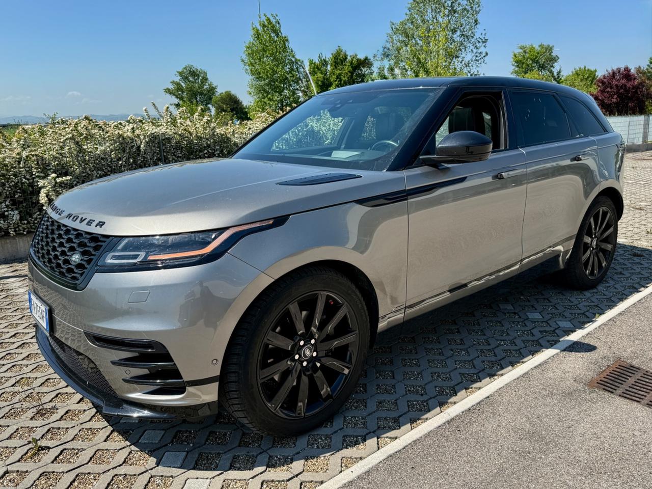 Land Rover Range Rover Velar 3.0D V6 300 CV - prezzo top ita