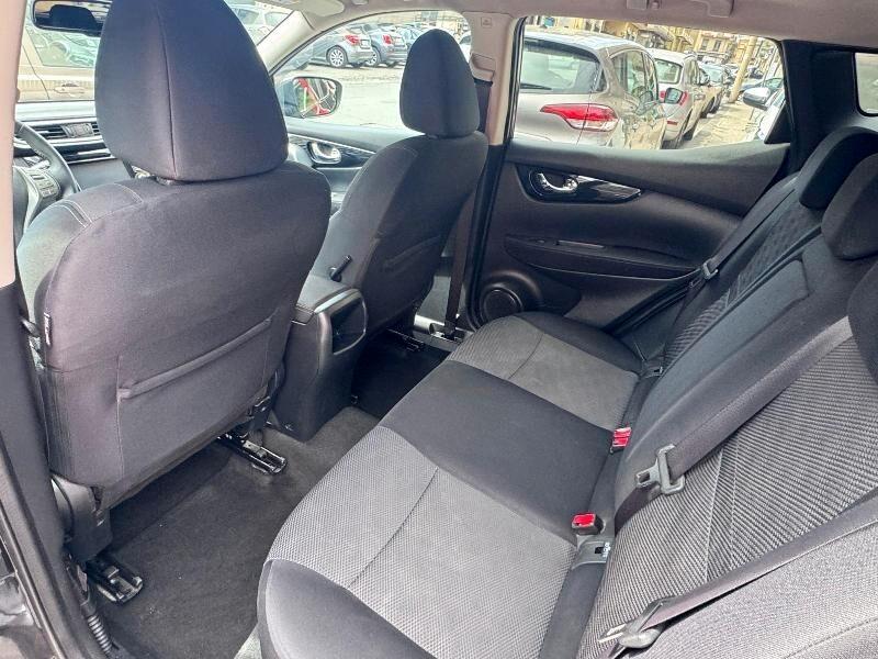 Nissan Qashqai 1.5 dCi N-Connecta
