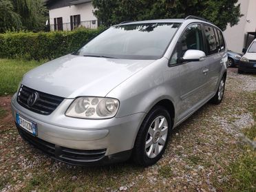 Volkswagen Touran 1.9 TDI 101CV Highline 7 posti