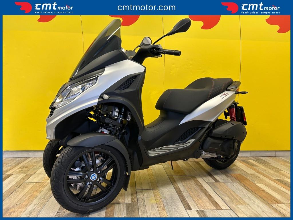 Piaggio MP3 - 2024