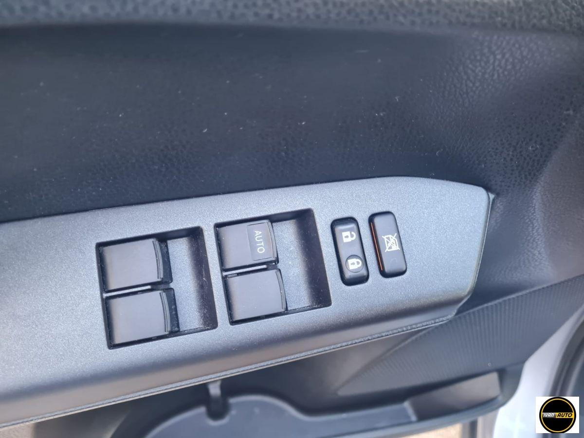 TOYOTA RAV4 2.5 Hybrid 4WD Dynamic-34.000 Km.