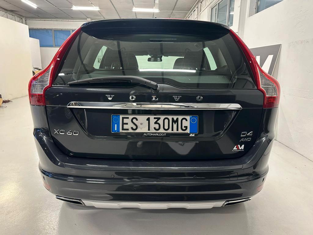 Volvo XC60 2.4 d4 Momentum awd 181cv geartronic
