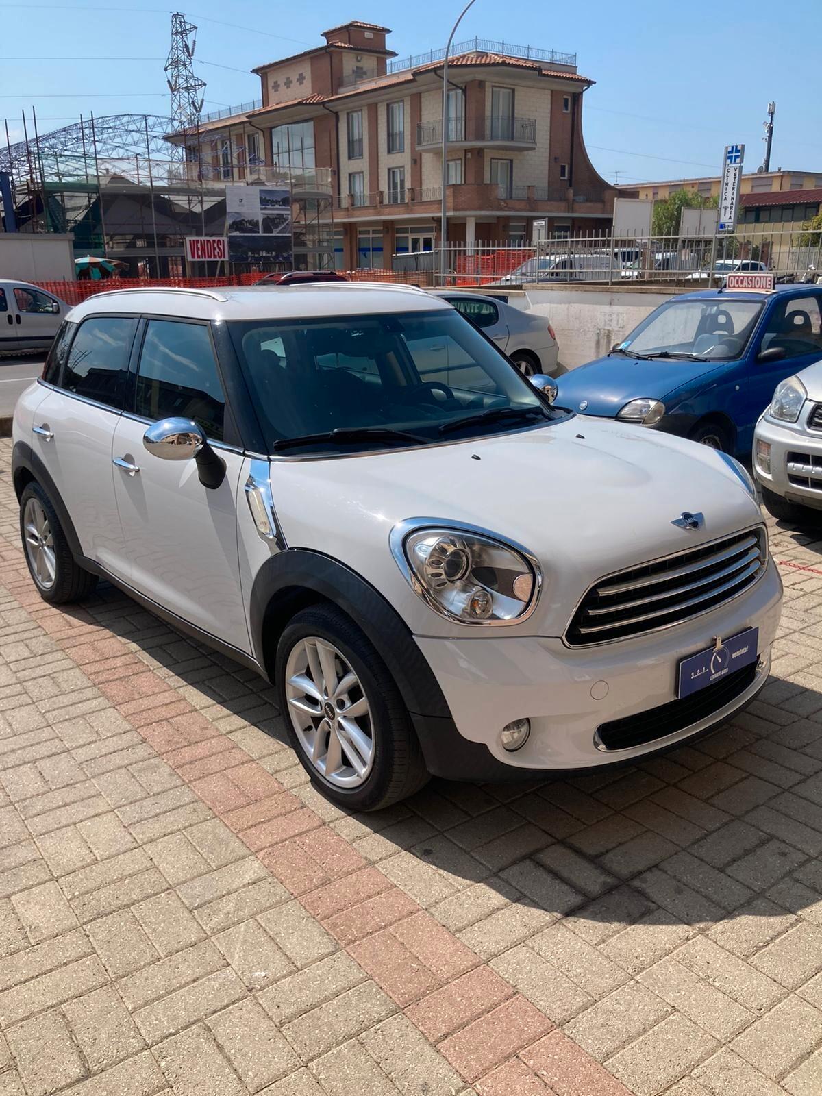 NEOPATENTATI MINI COUNTRYMAN 1.6 TDI