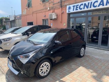 Toyota Aygo Connect 1.0 VVT-i 72CV 5 porte x-business