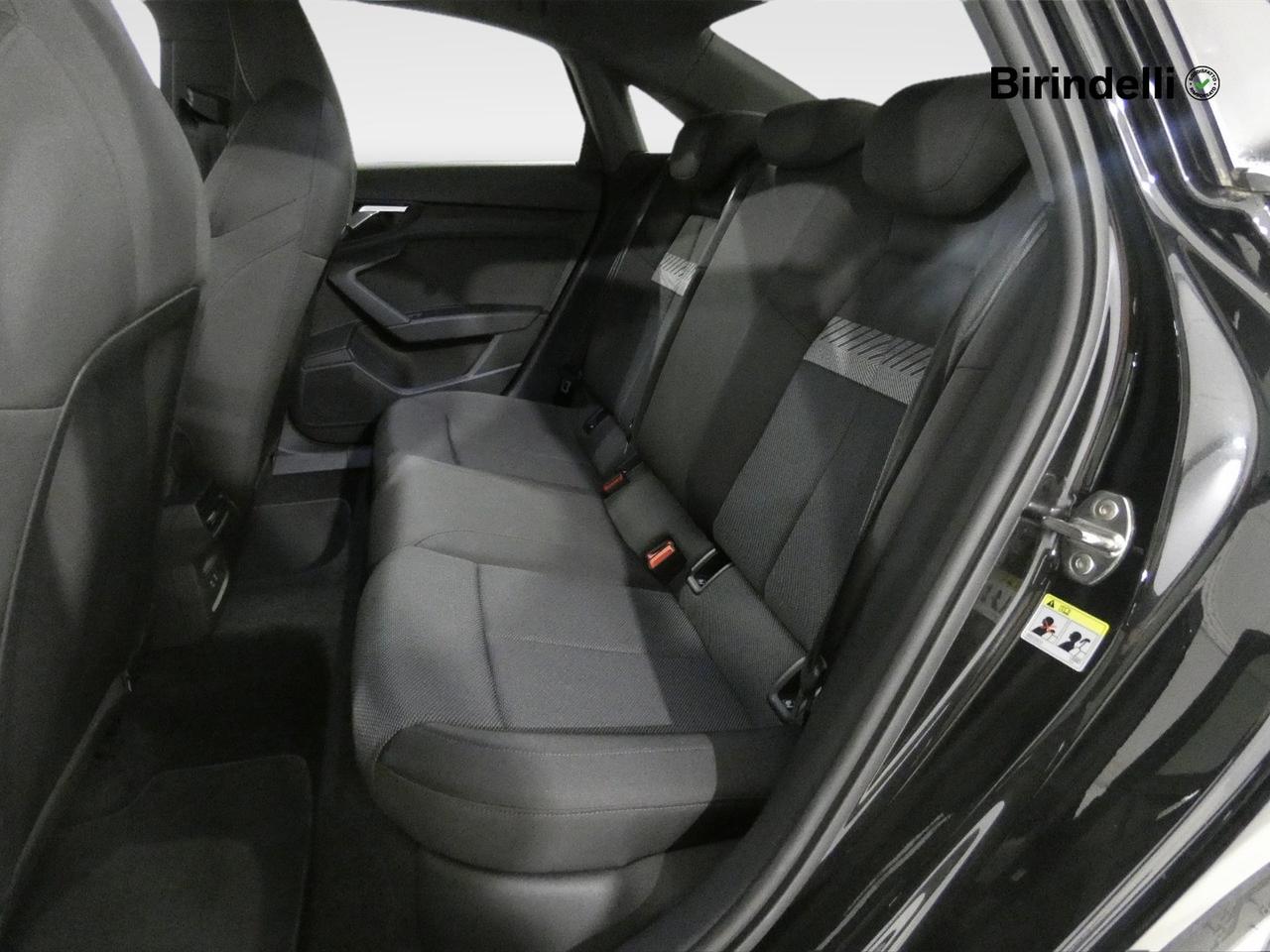 AUDI A3 4ª serie - A3 Sedan 35 TDI S tronic S line edition