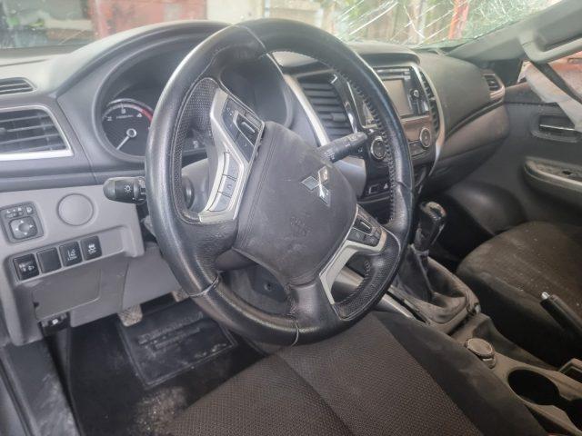MITSUBISHI L200 2.4 DI-D/181CV Double Cab Intense Hp Mivec SDA