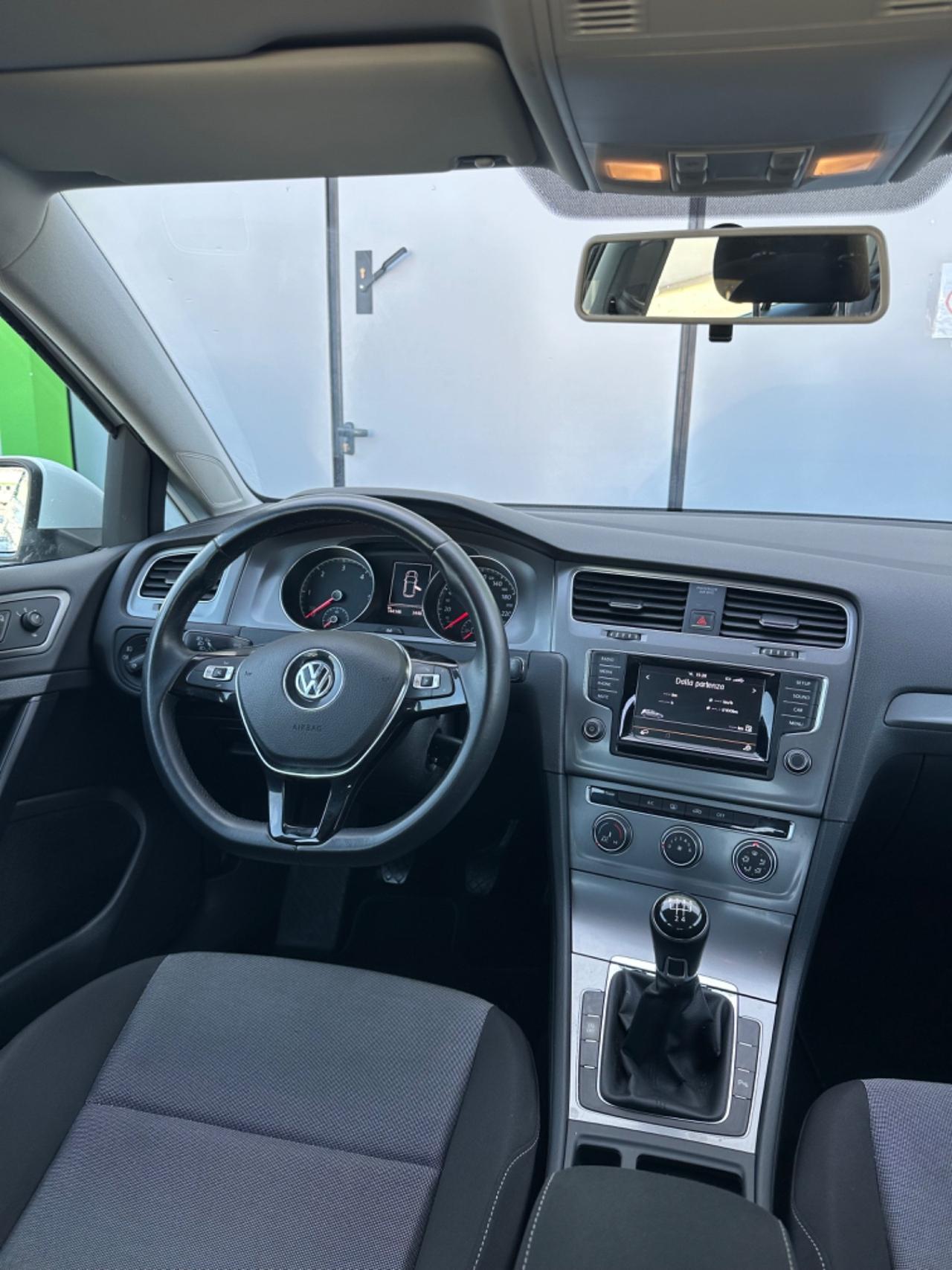 Volkswagen Golf 1.6 TDI 5p. Highline BlueMotion Technology