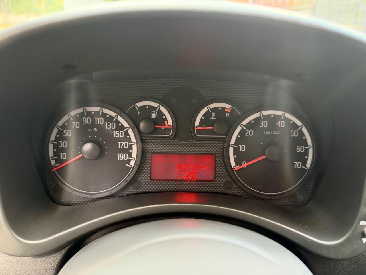 Fiat Panda 4x4 1.3 MJT 75cv ELD Gancio Traino