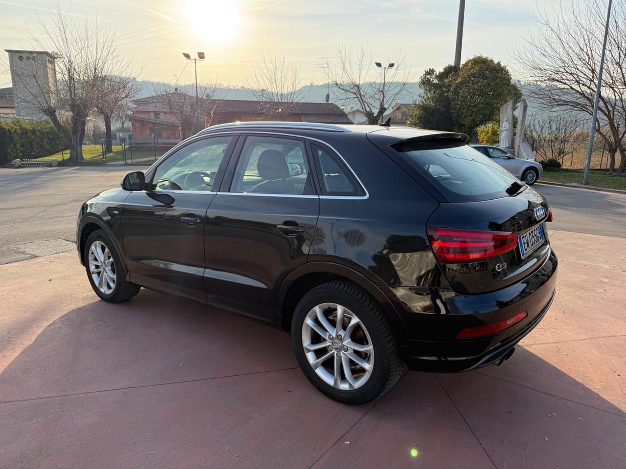 Audi Q3 2.0 TDI S Line Edition