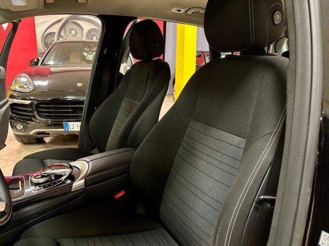 MERCEDES-BENZ GLC 220 d 4Matic Sport PEDANE - SERVICE MERCEDES