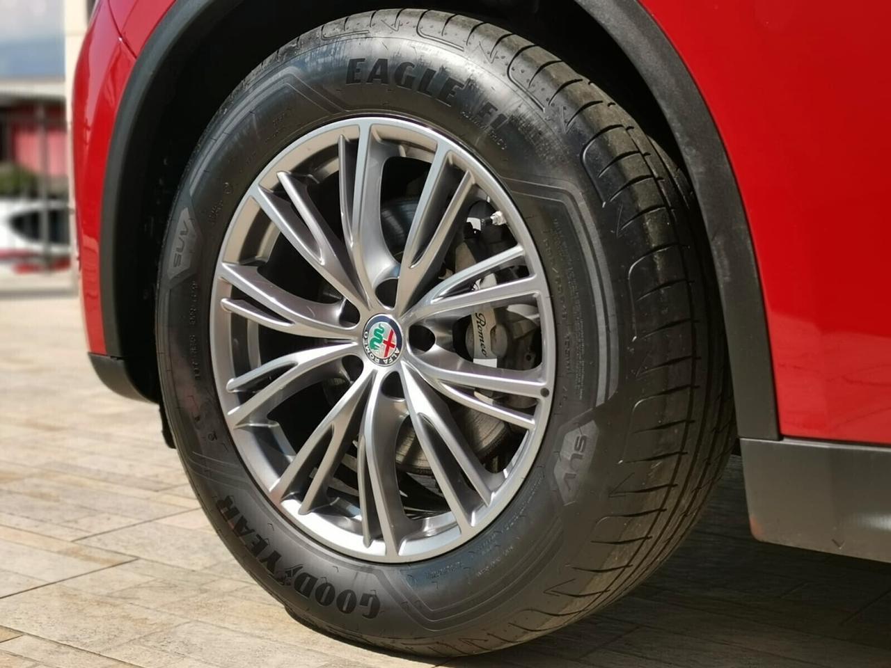 Alfa Romeo Stelvio 2.2 Turbodiesel 160 CV AT8 RWD Super