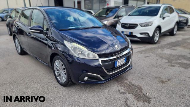 PEUGEOT 208 1.2 82cv Allure DA VETRINA