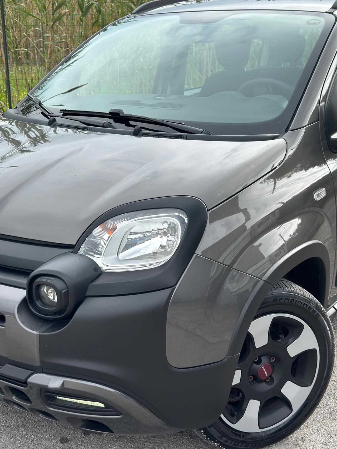 Fiat Panda 1.0 FireFly S&S Hybrid City Cross