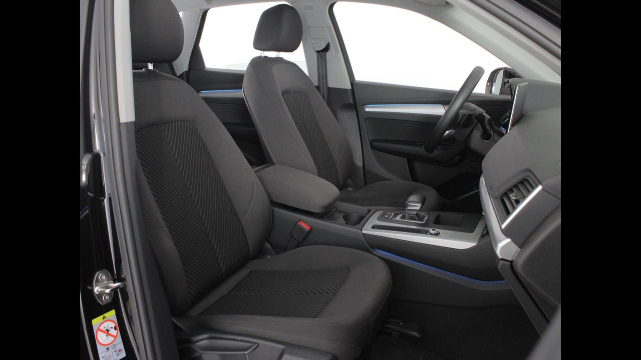 AUDI Q5 II 2020 - Q5 40 2.0 tdi mhev 12V Business quattro s-troni