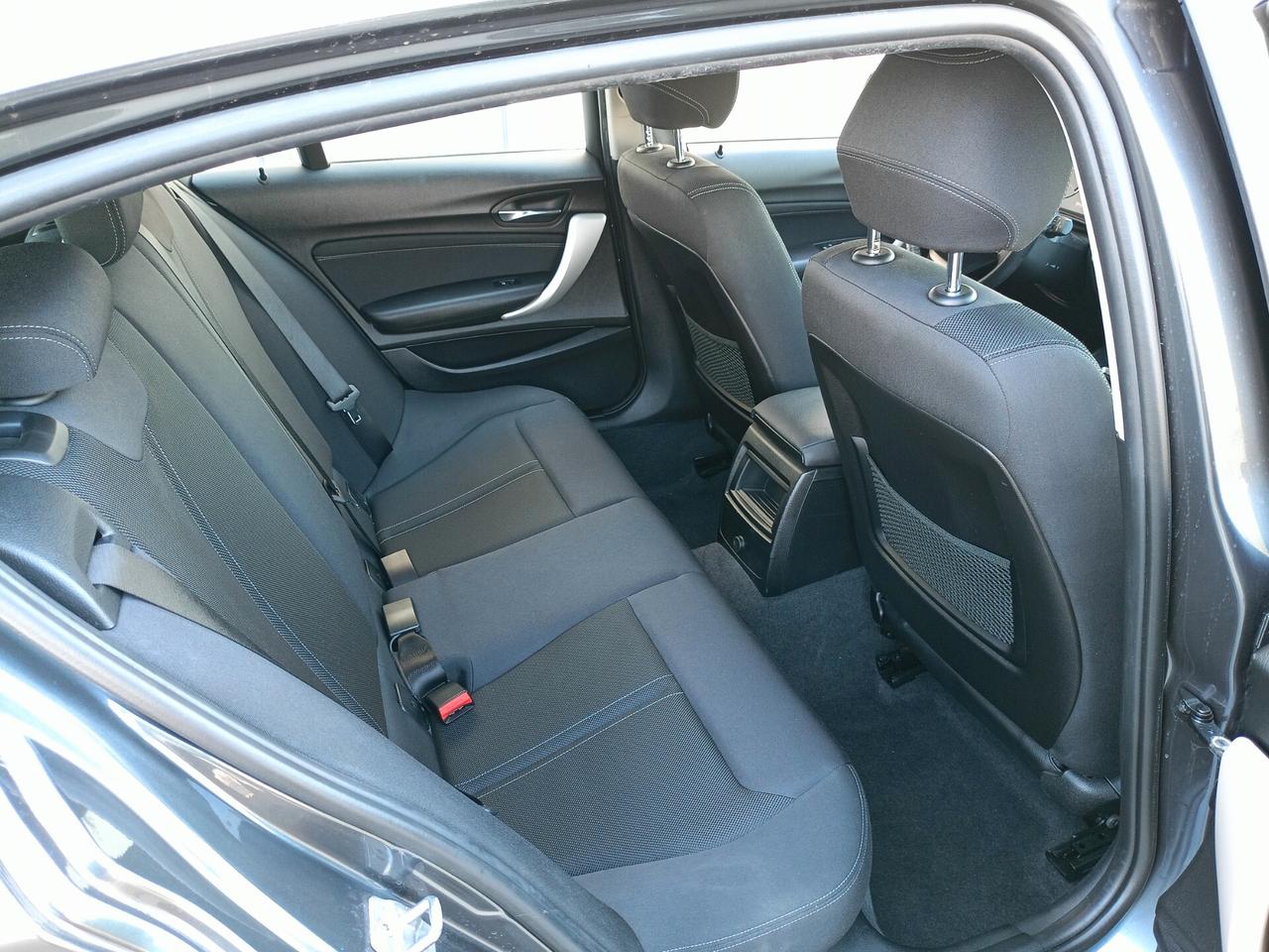 BMW 116D CAMBIO AUTO NEO PATENTATI