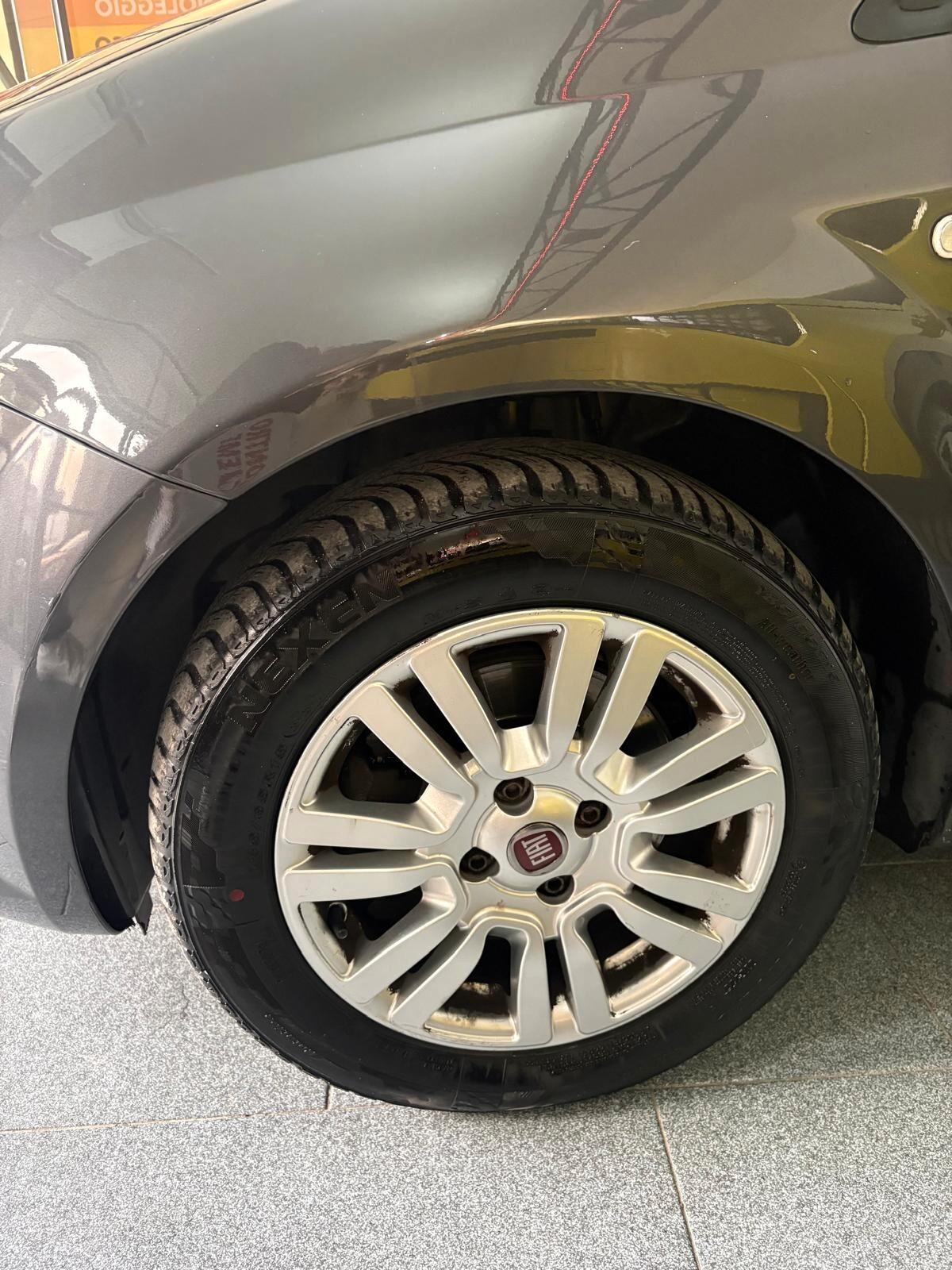 Fiat Punto 1.3 MJT II S&S 95 CV 5 porte Street