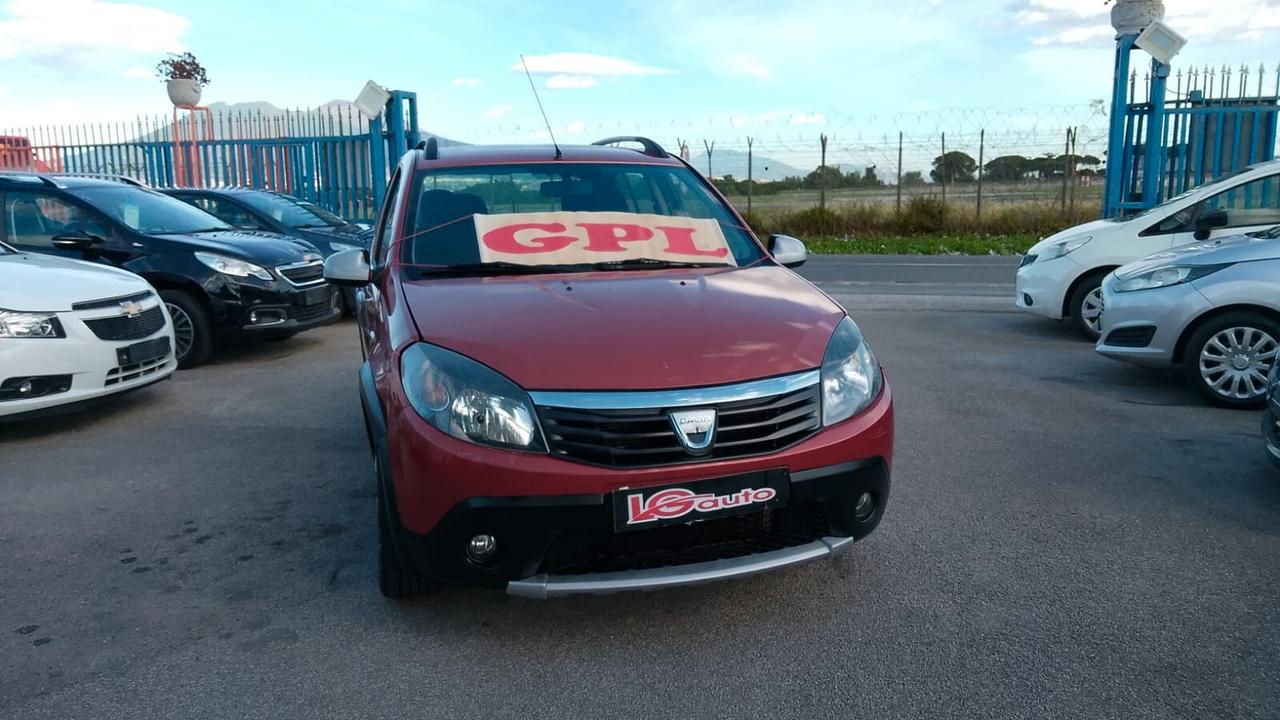 Dacia Sandero Stepway 1.6 GPL