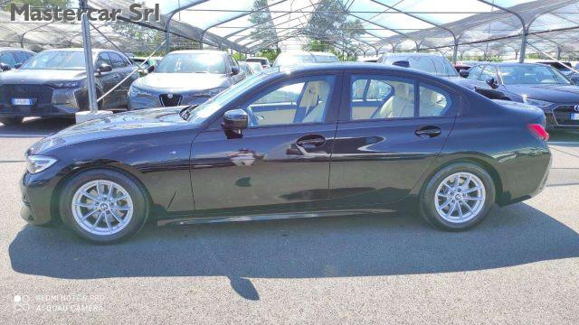 BMW 320 320D 48V BUSINESS ADVANTAGE AUTO - VOLANTE M - GE8