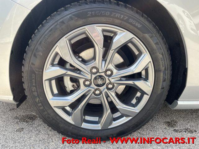 FORD Focus 1.0 EcoBoost MHEV 155 CV Powershift ST-line PROMO