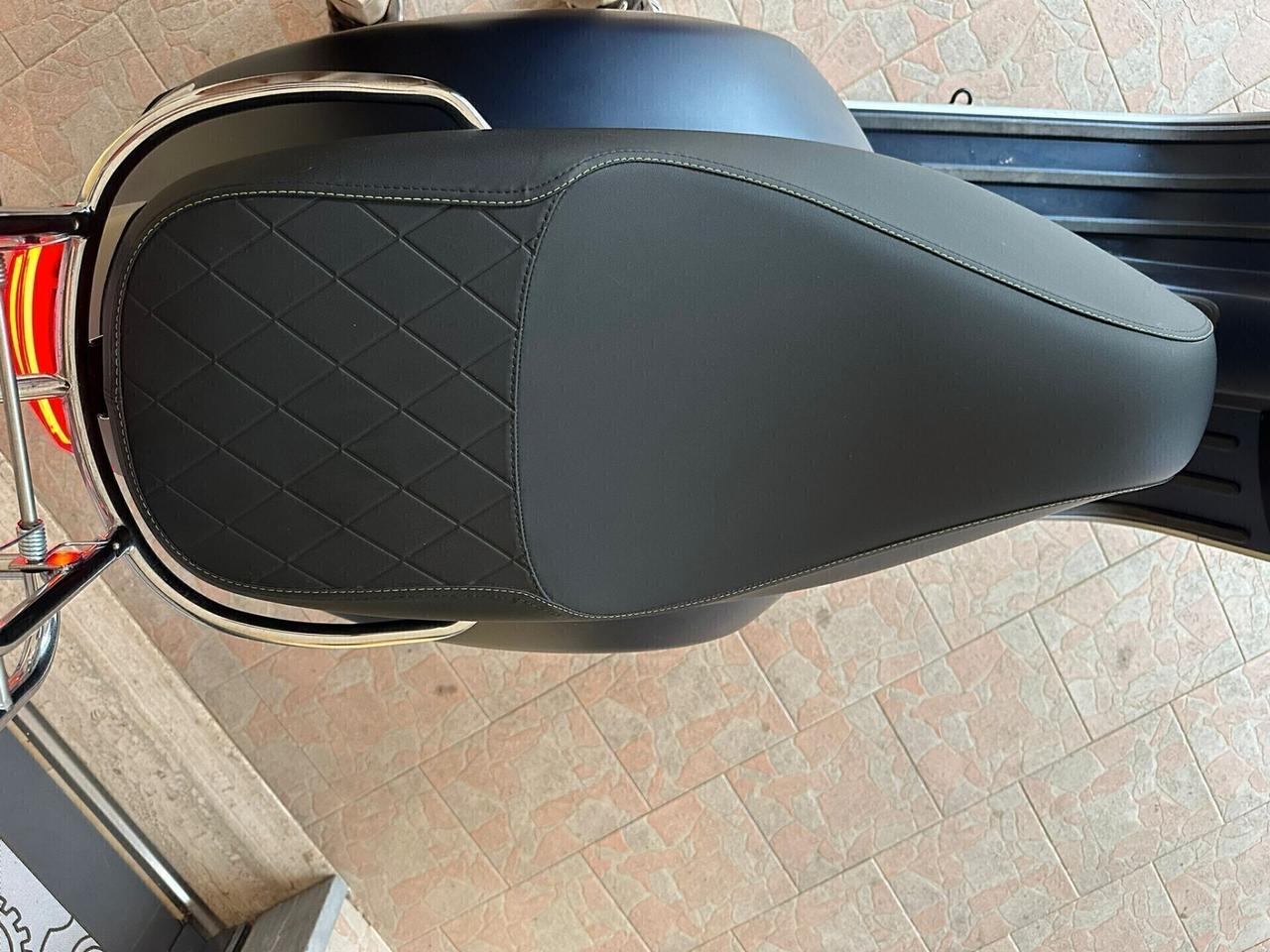 Piaggio Vespa 300 GTS hpe SUPERTECH